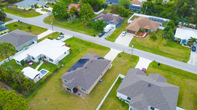 $2,900 | 1767 Southwest Bellevue Avenue, Port St. Lucie, FL 34953