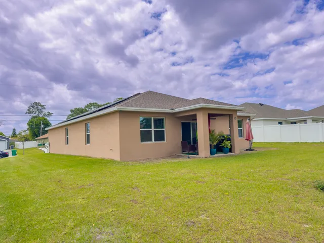 $2,900 | 1767 Southwest Bellevue Avenue, Port St. Lucie, FL 34953
