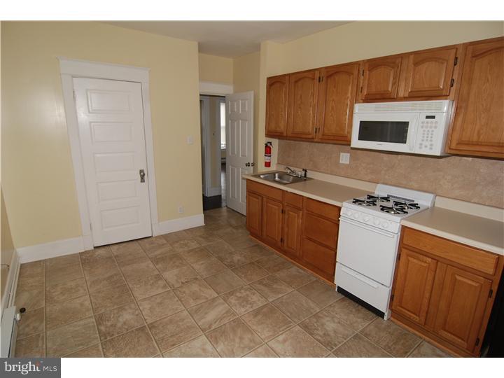 115 Crestmont Street Reading, PA 19611 - Photo 12 of 18