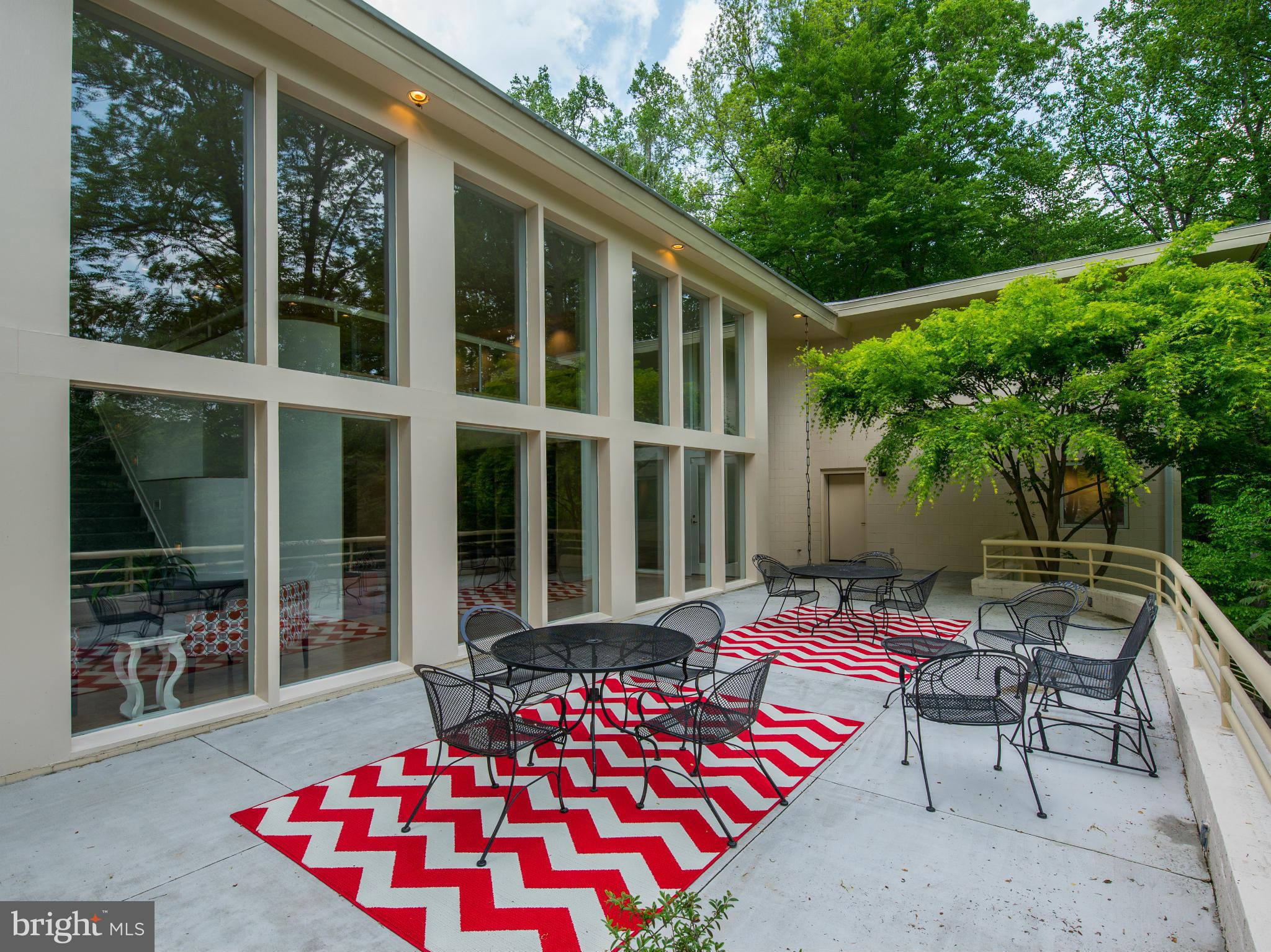 625 Potomac River Road McLean, VA 22102 - Photo 30 of 30 Patio