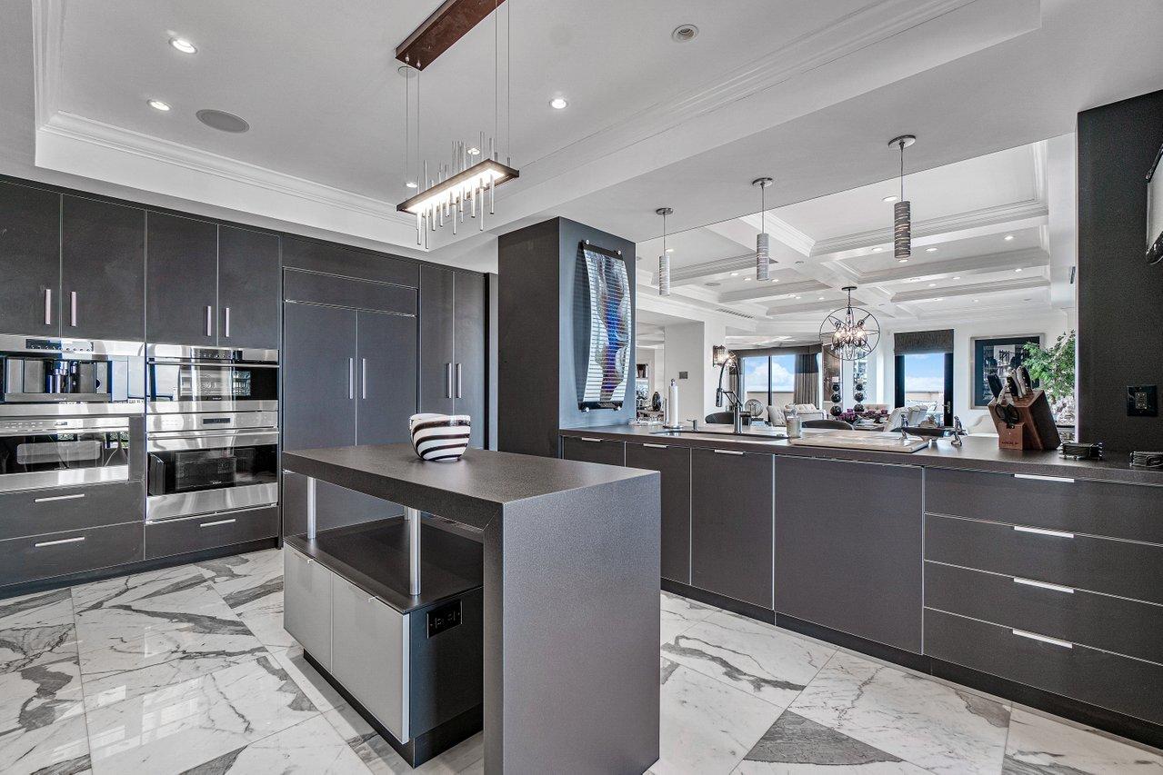 200 East Palmetto Park Road Boca Raton, FL 33432 - Photo 8 of 40 008-200EastPalmettoParkRoad-BocaRaton-FL