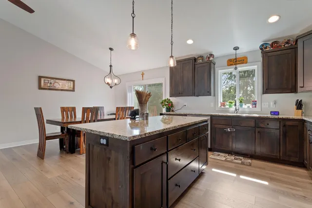 $440,000 | 901 Winsome Way Northeast, Isanti, MN 55040