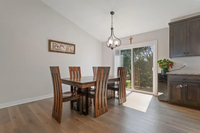 $440,000 | 901 Winsome Way Northeast, Isanti, MN 55040