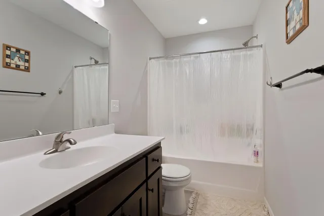 $440,000 | 901 Winsome Way Northeast, Isanti, MN 55040