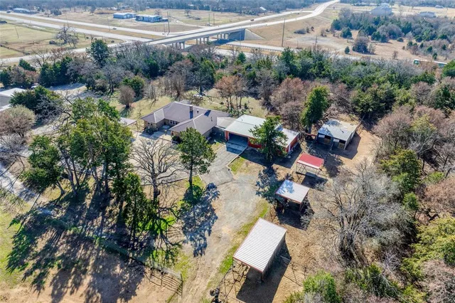 $585,000 | 9401 Farm To Market Road 678, Gainesville, TX 76240