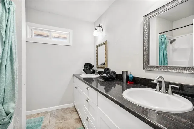 $585,000 | 9401 Farm To Market Road 678, Gainesville, TX 76240