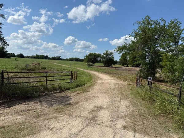 $100,000 | 121 County Road 121, Kaufman, TX 75142