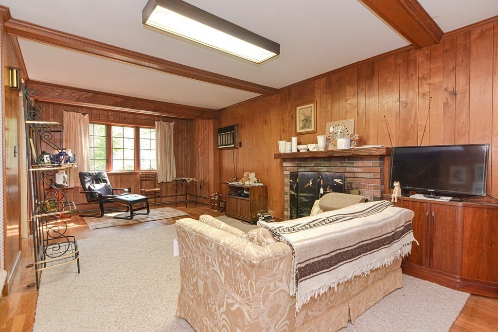46 Country Club Road Dedham, MA 02026 - Photo 18 of 36 Gallery Image 18