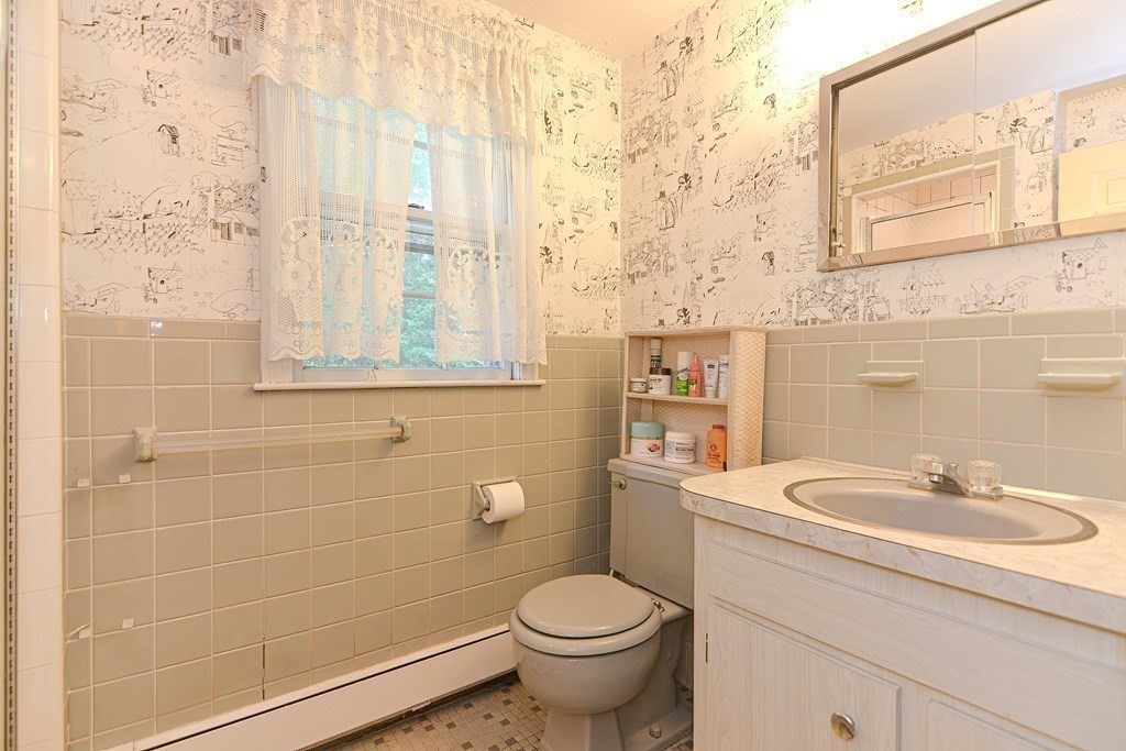 46 Country Club Road Dedham, MA 02026 - Photo 26 of 36 Gallery Image 26