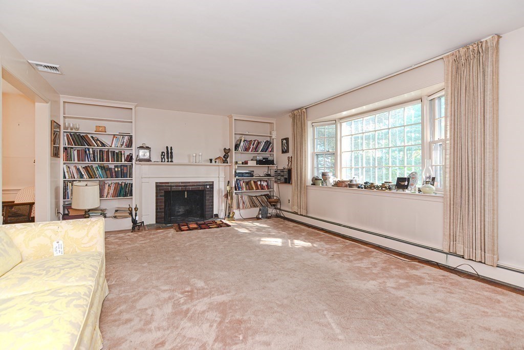 46 Country Club Road Dedham, MA 02026 - Photo 8 of 36 Gallery Image 8