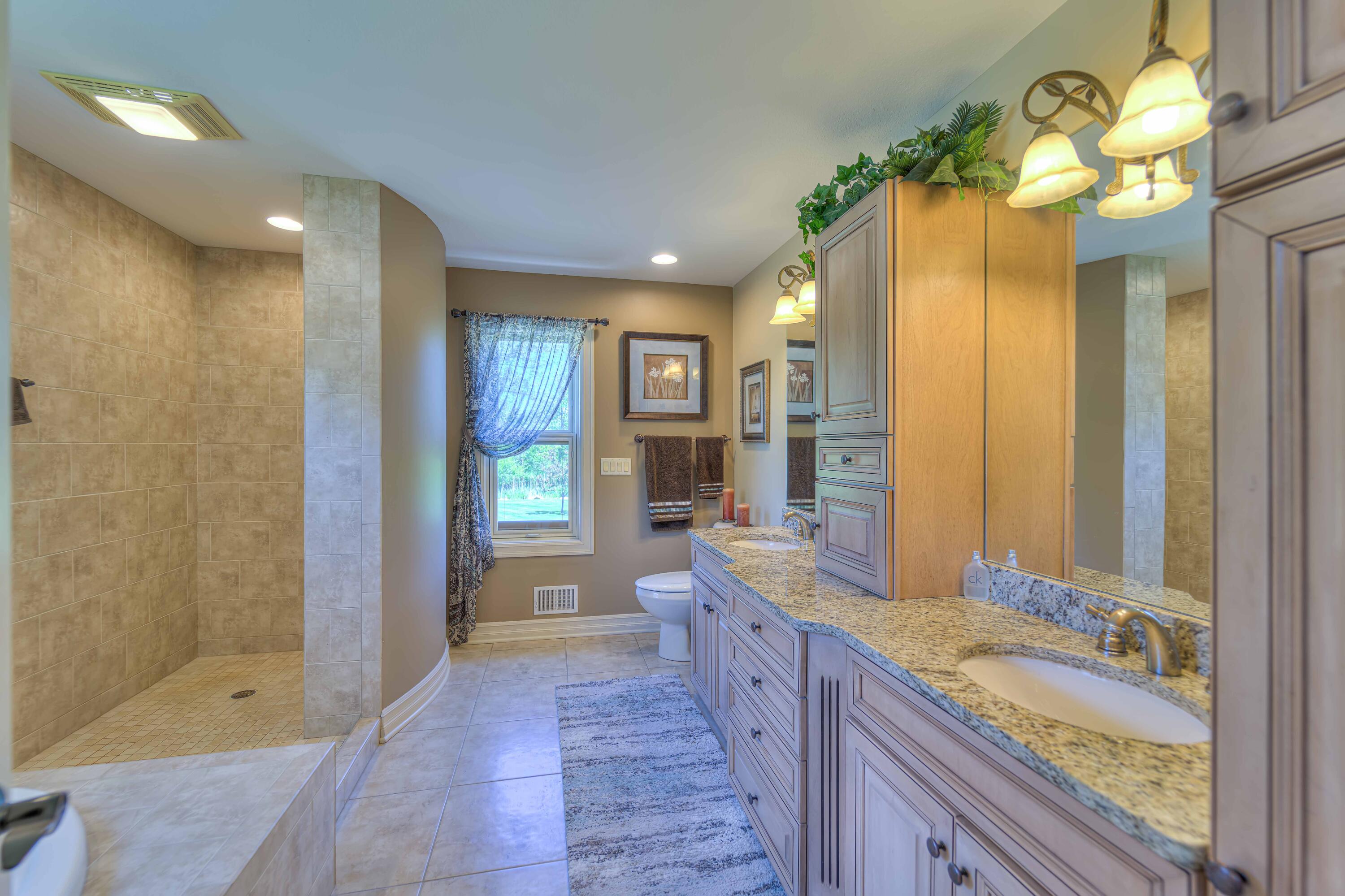 3171 Rockingham Way Road Jackson, MI 49203 - Photo 13 of 37 3171 Rockingham Way 38