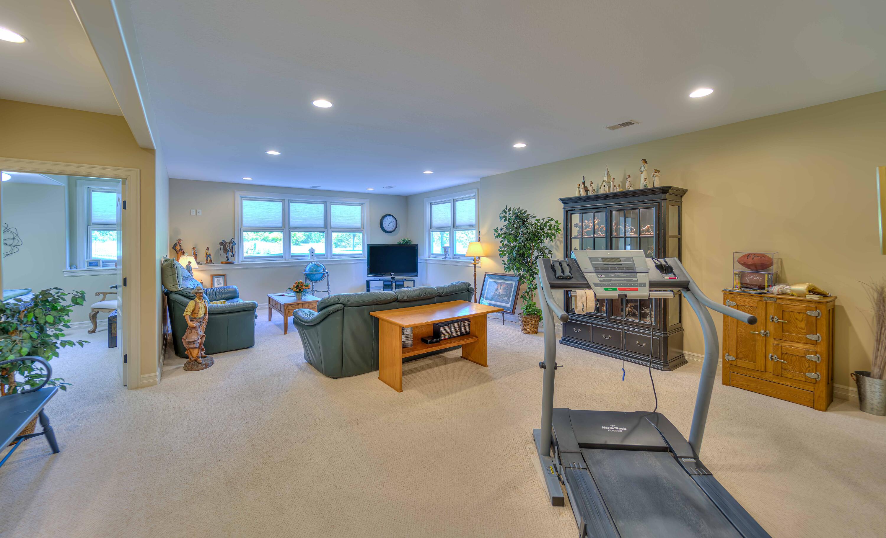 3171 Rockingham Way Road Jackson, MI 49203 - Photo 23 of 37 3171 Rockingham Way 46
