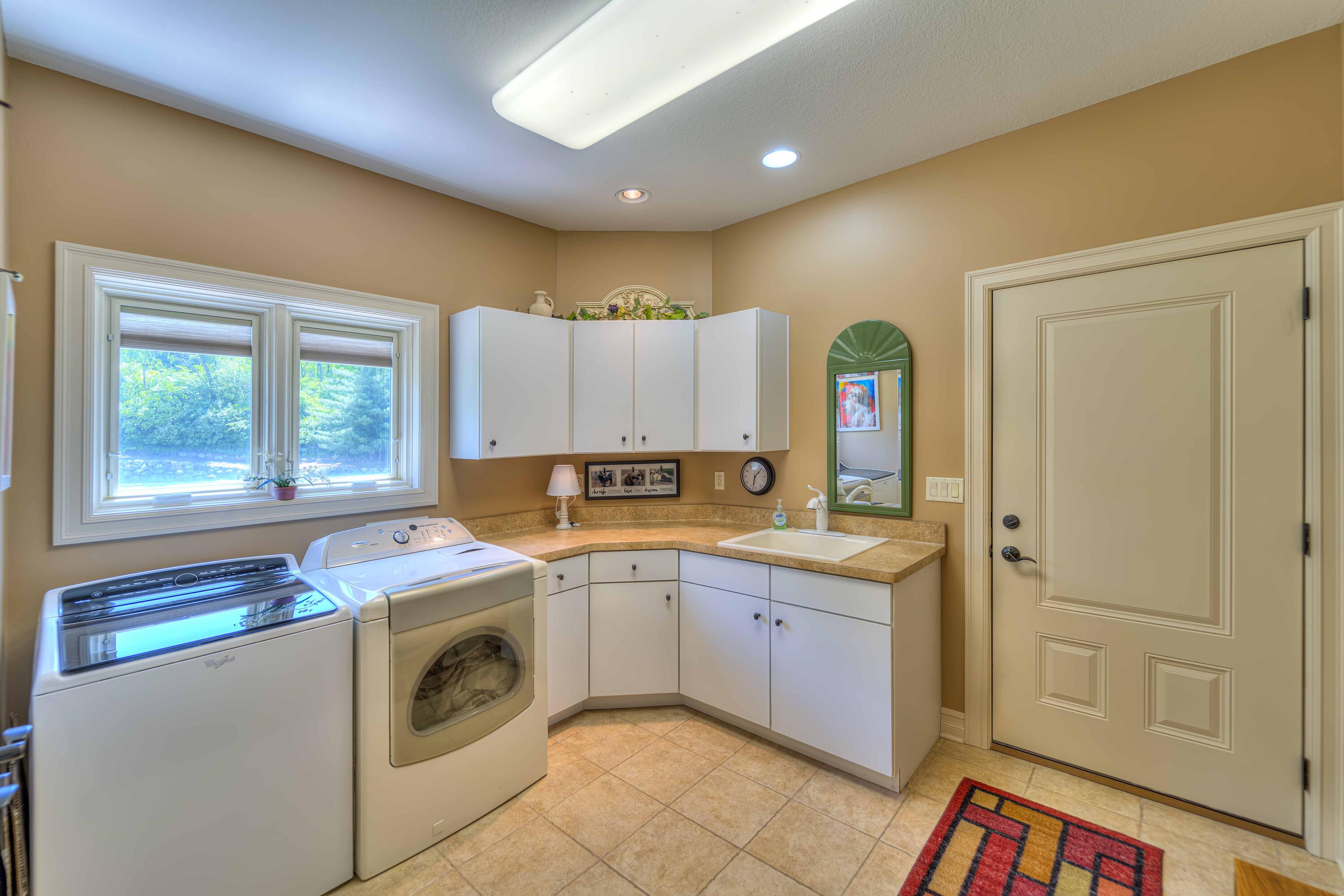 3171 Rockingham Way Road Jackson, MI 49203 - Photo 10 of 37 3171 Rockingham Way 28