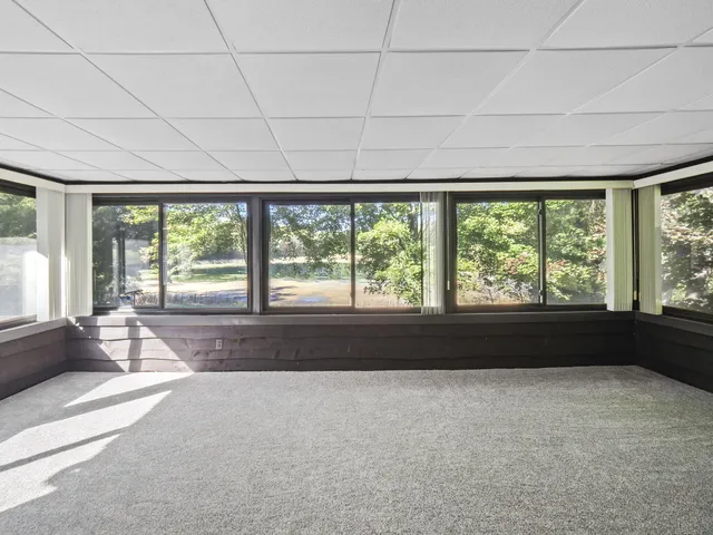 $850,000 | 9411 North Maple Hill Road, Howard City, MI 49329