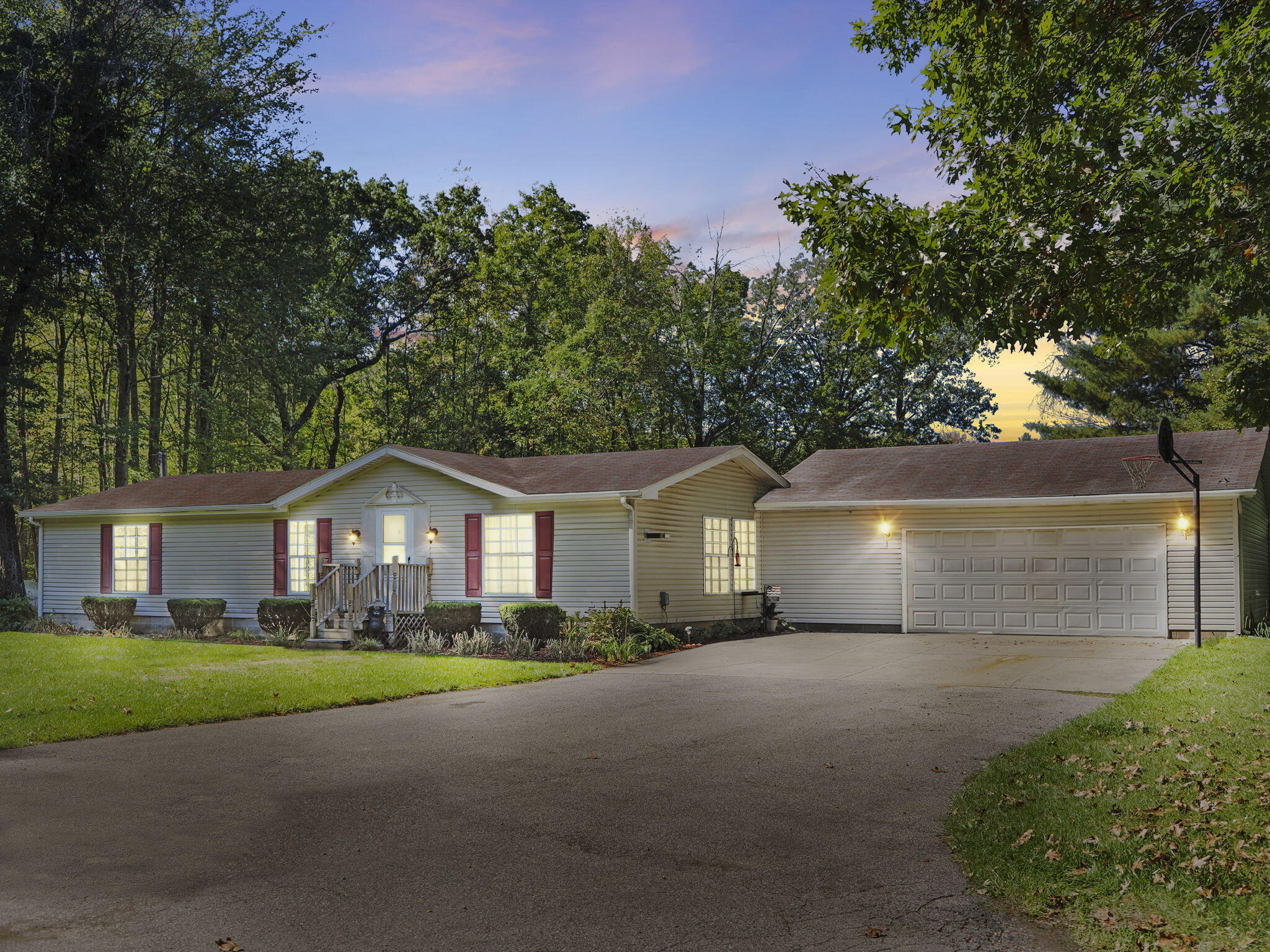 9411 North Maple Hill Road Howard City, MI 49329 - Photo 29 of 47 1-web-or-mls-P9291246_VT