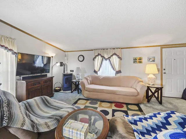 $850,000 | 9411 North Maple Hill Road, Howard City, MI 49329