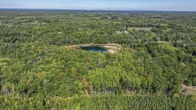 $850,000 | 9411 North Maple Hill Road, Howard City, MI 49329