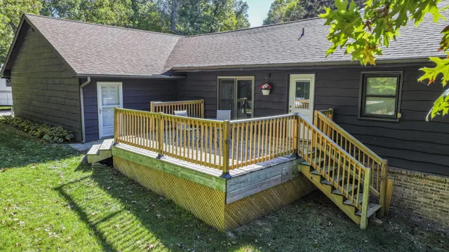 $850,000 | 9411 North Maple Hill Road, Howard City, MI 49329