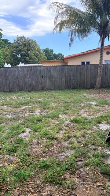 6833 Southwest 20th Street Miramar, FL 33023 - Photo 4 of 15