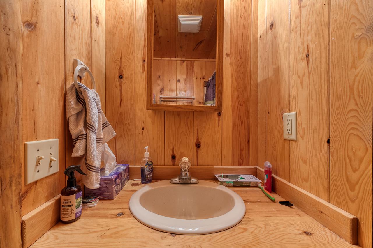 637 Spruce Hollow Road Eagle River, WI 54521 - Photo 24 of 29 Gallery Image 24