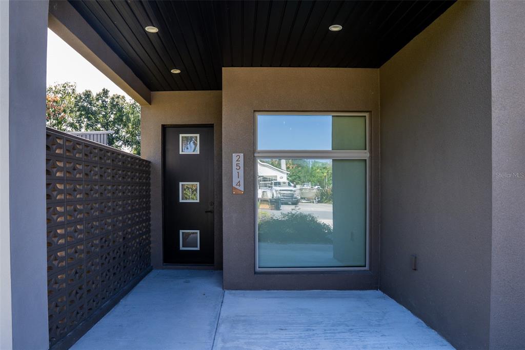 2514 Shannon Road Orlando, FL 32806 - Photo 4 of 53 a view of a door and wooden floor