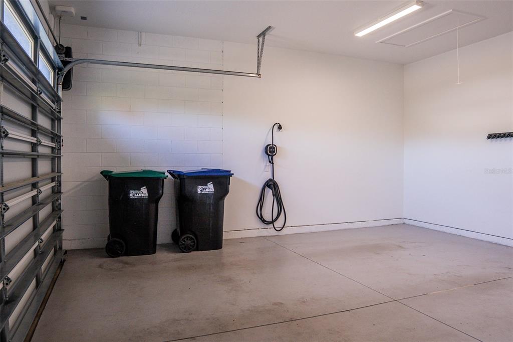 2514 Shannon Road Orlando, FL 32806 - Photo 46 of 53 a view of a room with rack on the wall