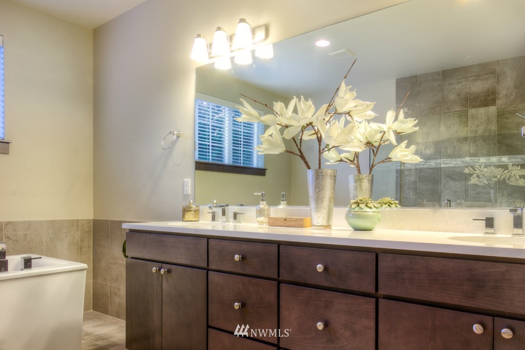 10036 Northeast 147th Street Bothell, WA 98011 - Photo 22 of 22 Gallery Image 22