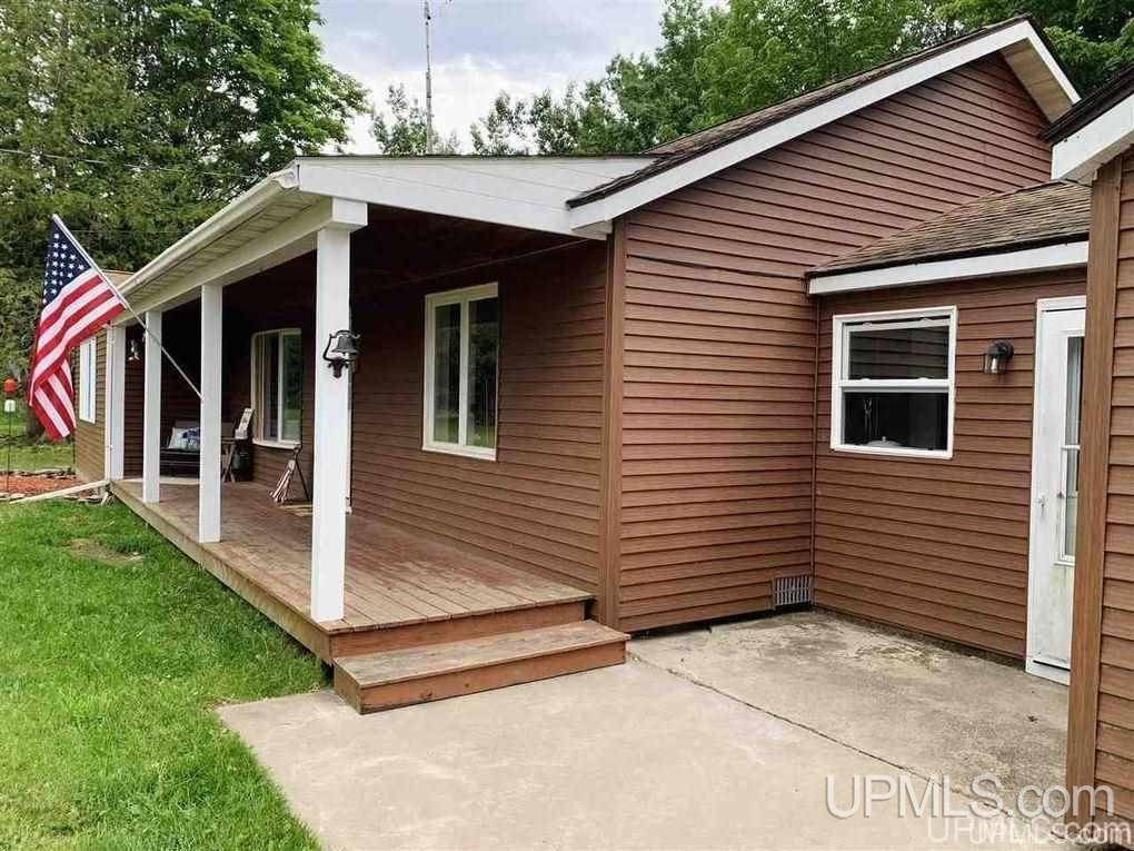 13415 8th Road Garden, MI 49835 - Photo 3 of 22