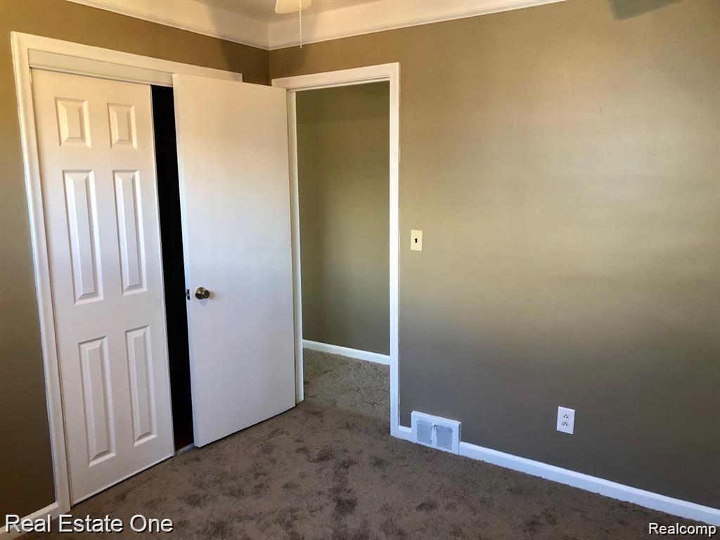 1229 Goddard Road Wyandotte, MI 48192 - Photo 8 of 22 6.jpg