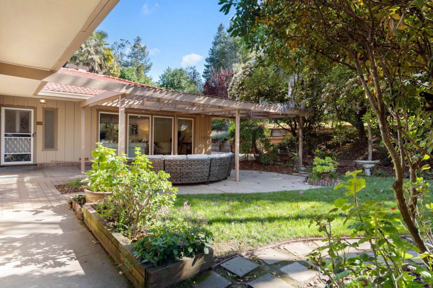 3712 Seven Hills Road Castro Valley, CA 94546 - Photo 28 of 38 Gallery Image 28