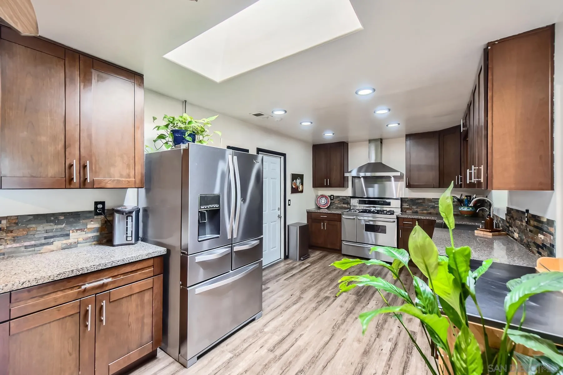 9802 Settle Road Santee, CA 92071 - Photo 5 of 28 Gallery Image 5