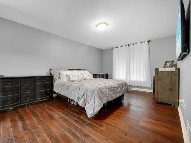 $459,900 | 2122 Sky Harbor Drive, New Lenox, IL 60451