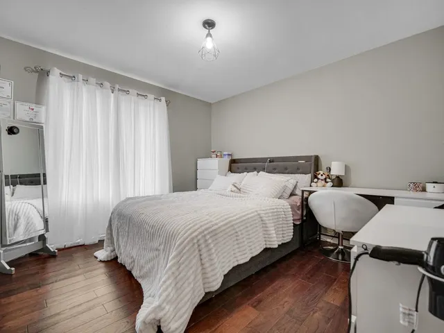 $459,900 | 2122 Sky Harbor Drive, New Lenox, IL 60451