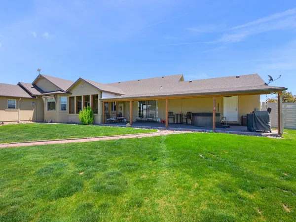 $1,195,000 | 895-24 24 1/2 Road, Grand Junction, CO 81505