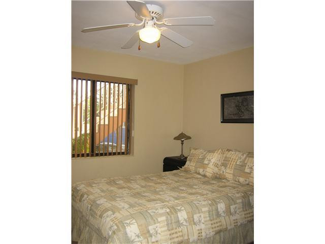 3400 North Surf Road, Unit 3 Hollywood, FL 33019 - Photo 9 of 10 Bedroom