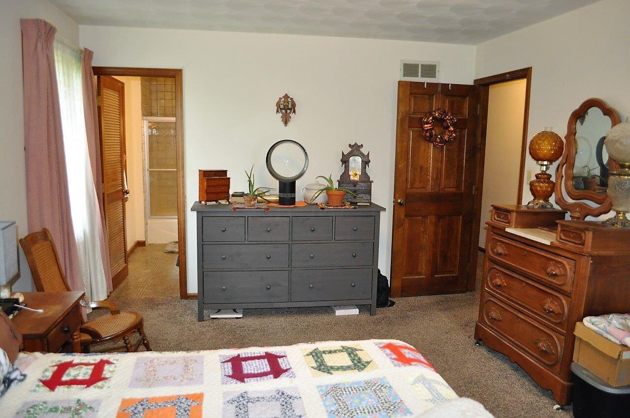 12050 Basil Road Northwest Baltimore, OH 43105 - Photo 24 of 47 Owner Suite - 12050 Basil Road NW, Baltimore, OH 43105