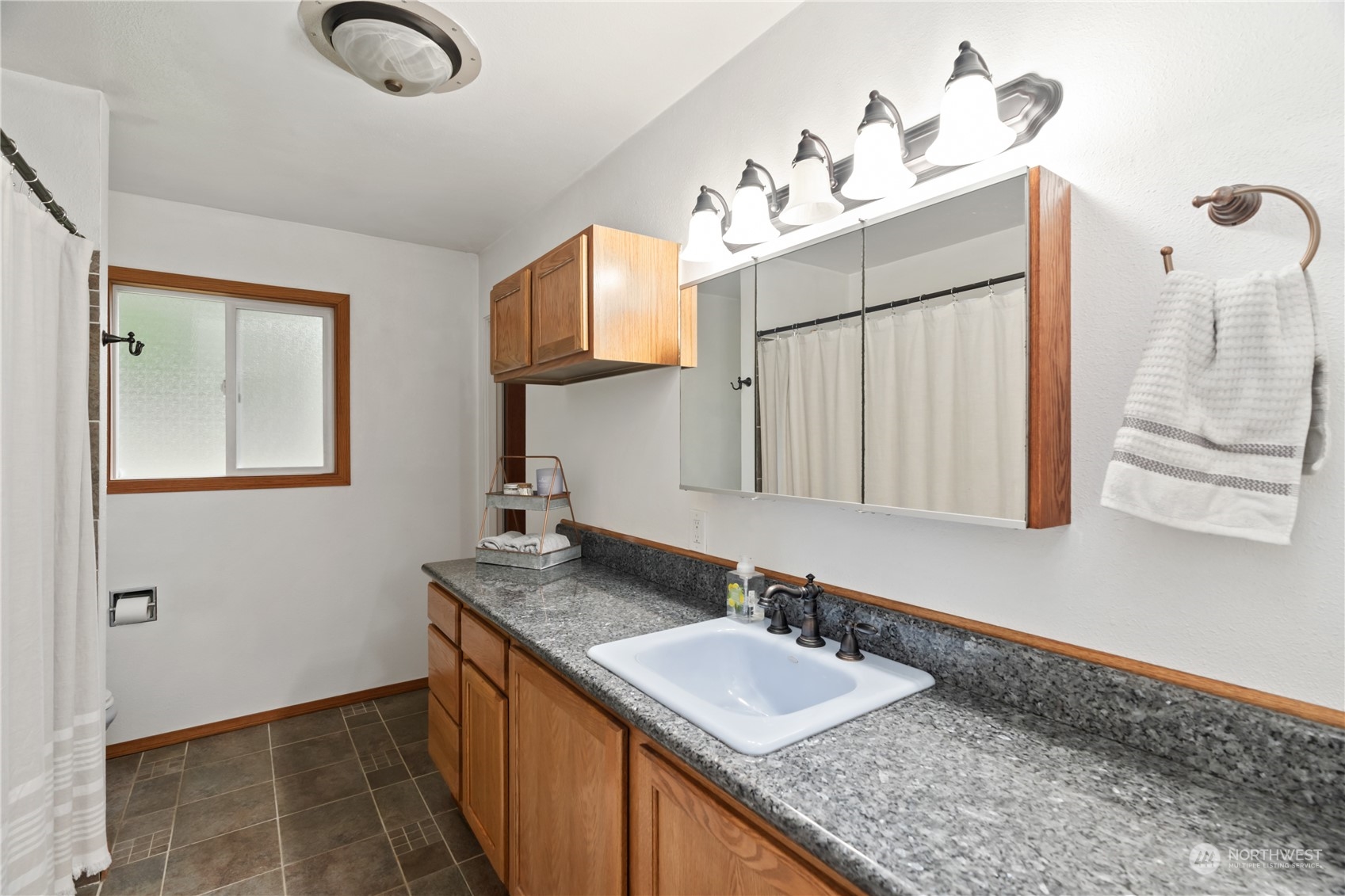 904 Park Road Aberdeen, WA 98520 - Photo 11 of 28 Gallery Image 11
