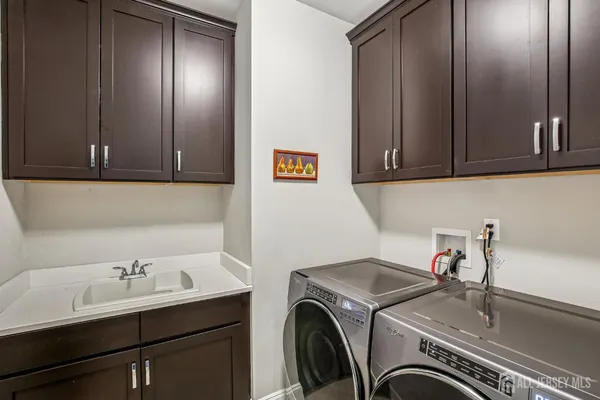 $1,399,000 | 11 Concord Court, Warren, NJ 07059