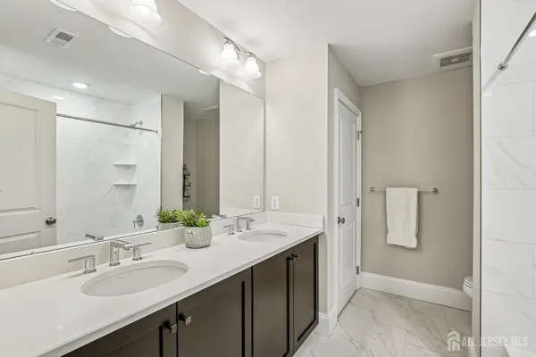 $1,399,000 | 11 Concord Court, Warren, NJ 07059