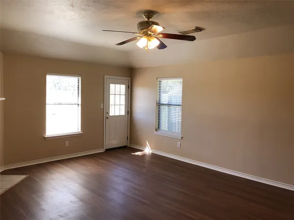 $1,899 | 16115 Speyburn Court, Houston, TX 77095