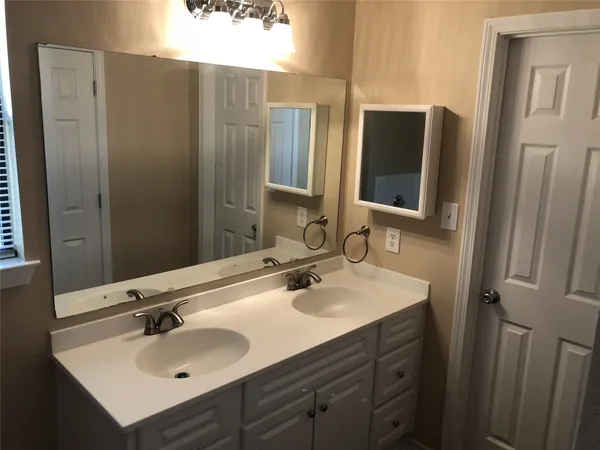$1,899 | 16115 Speyburn Court, Houston, TX 77095