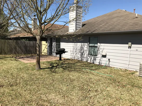 $1,899 | 16115 Speyburn Court, Houston, TX 77095