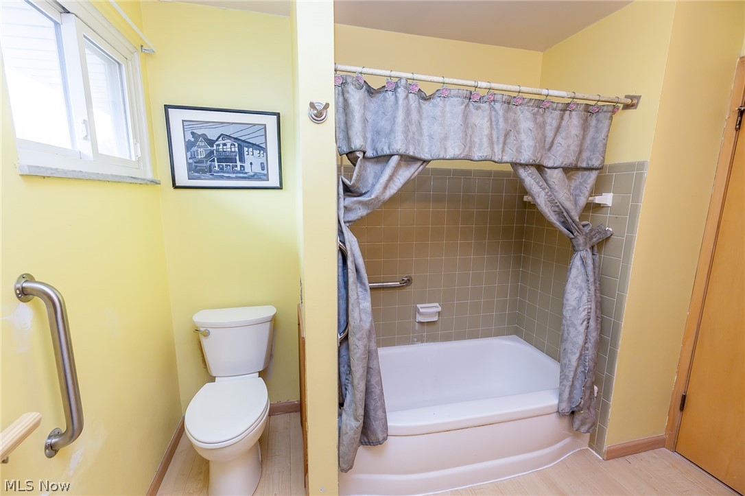 21116 Mastick Road Cleveland, OH 44126 - Photo 23 of 27