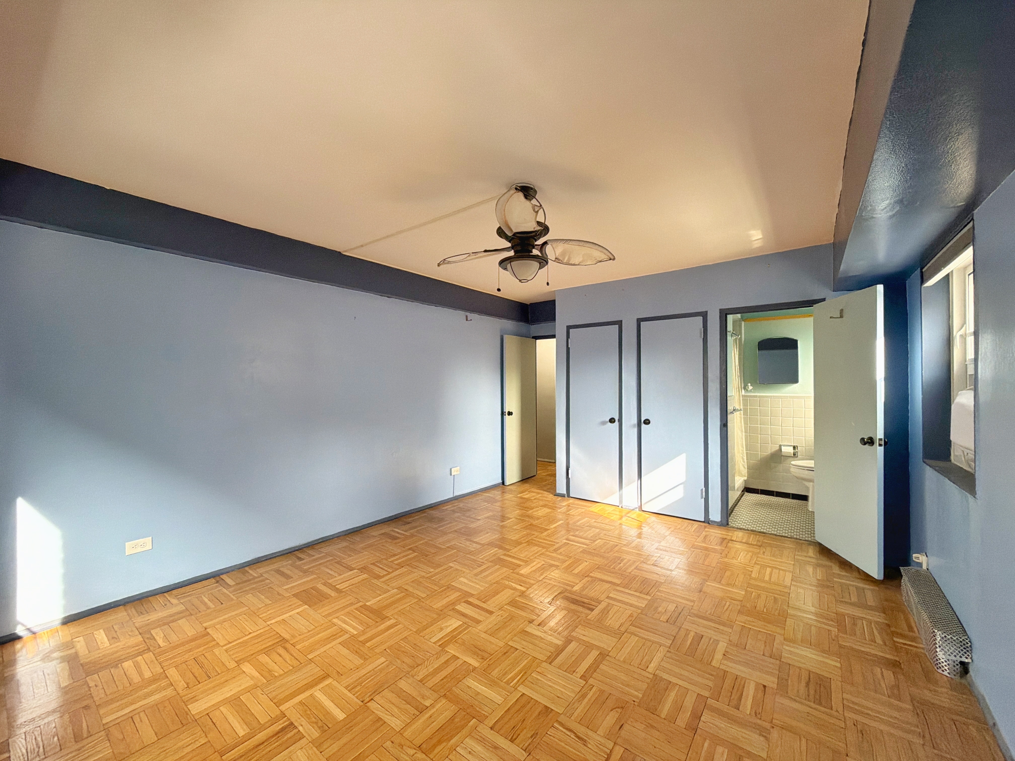 175 Adams Street, Unit 9DE Brooklyn, NY 11201 - Photo 6 of 18 a view of an empty room and a gallery