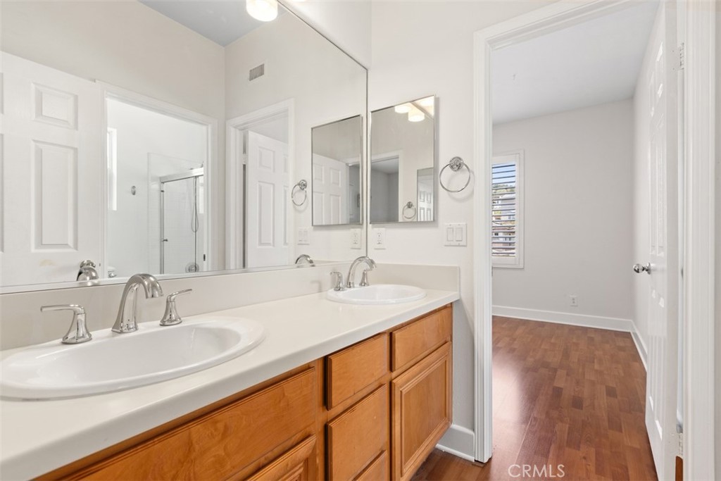 82 Laurelhurst Drive Ladera Ranch, CA 92694 - Photo 20 of 31 Gallery Image 20
