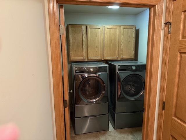 12027 Lisbon Road Newark, IL 60541 - Photo 21 of 29 a utility room with dryer and washer