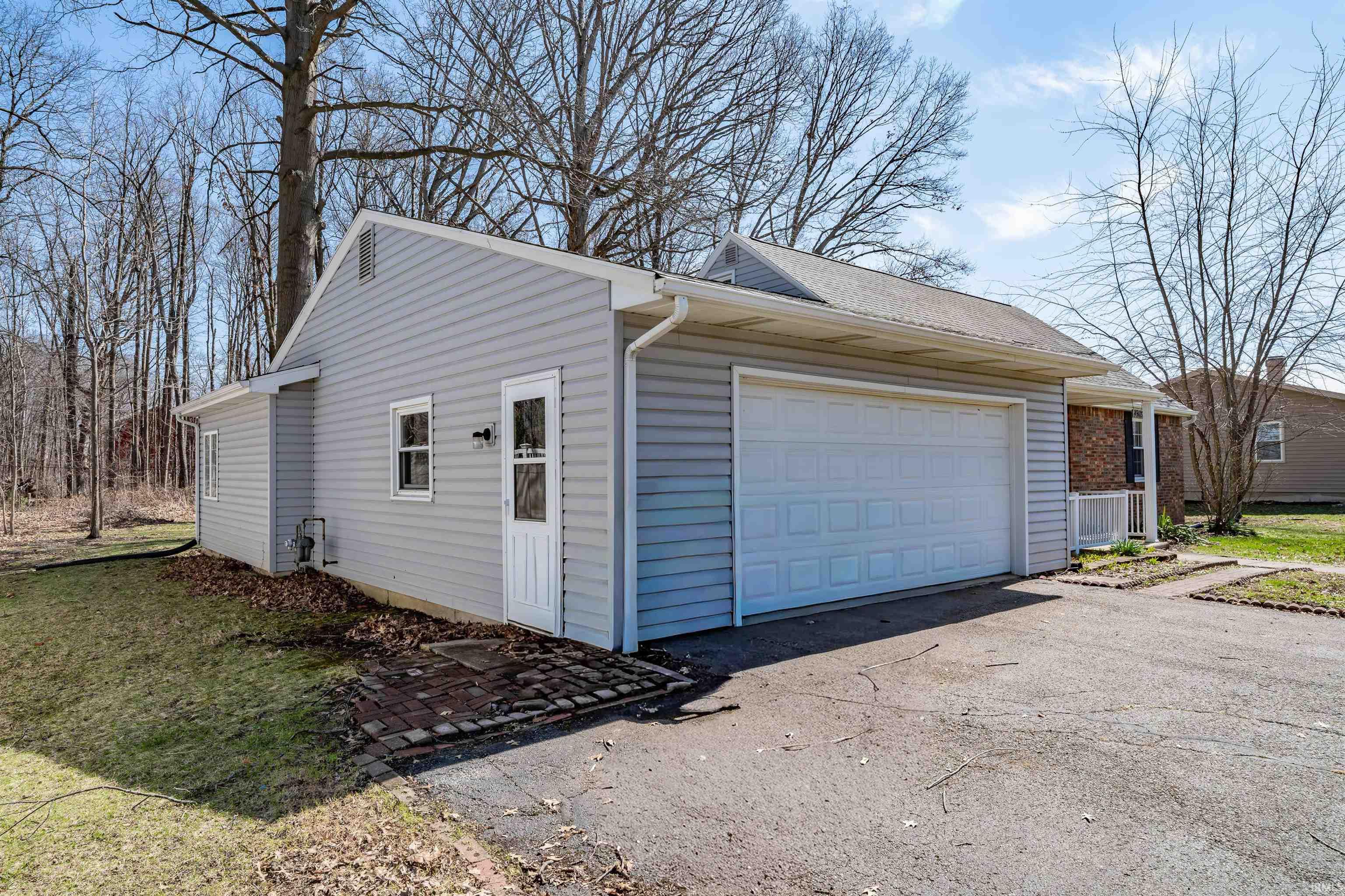 4918 Wheatridge Road Fort Wayne, IN 46835 - Photo 32 of 36 Gallery Image 32