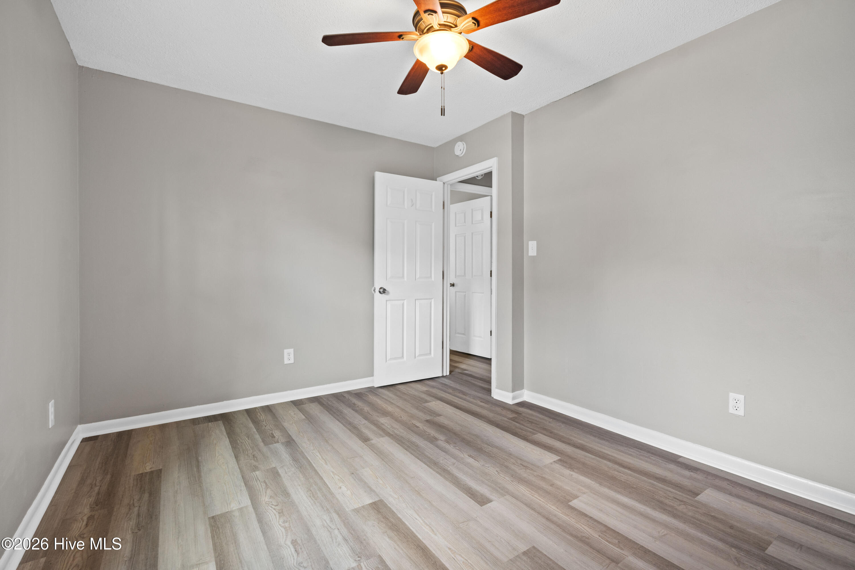 210 Balsam Road Jacksonville, NC 28546 - Photo 17 of 36 20260510-24