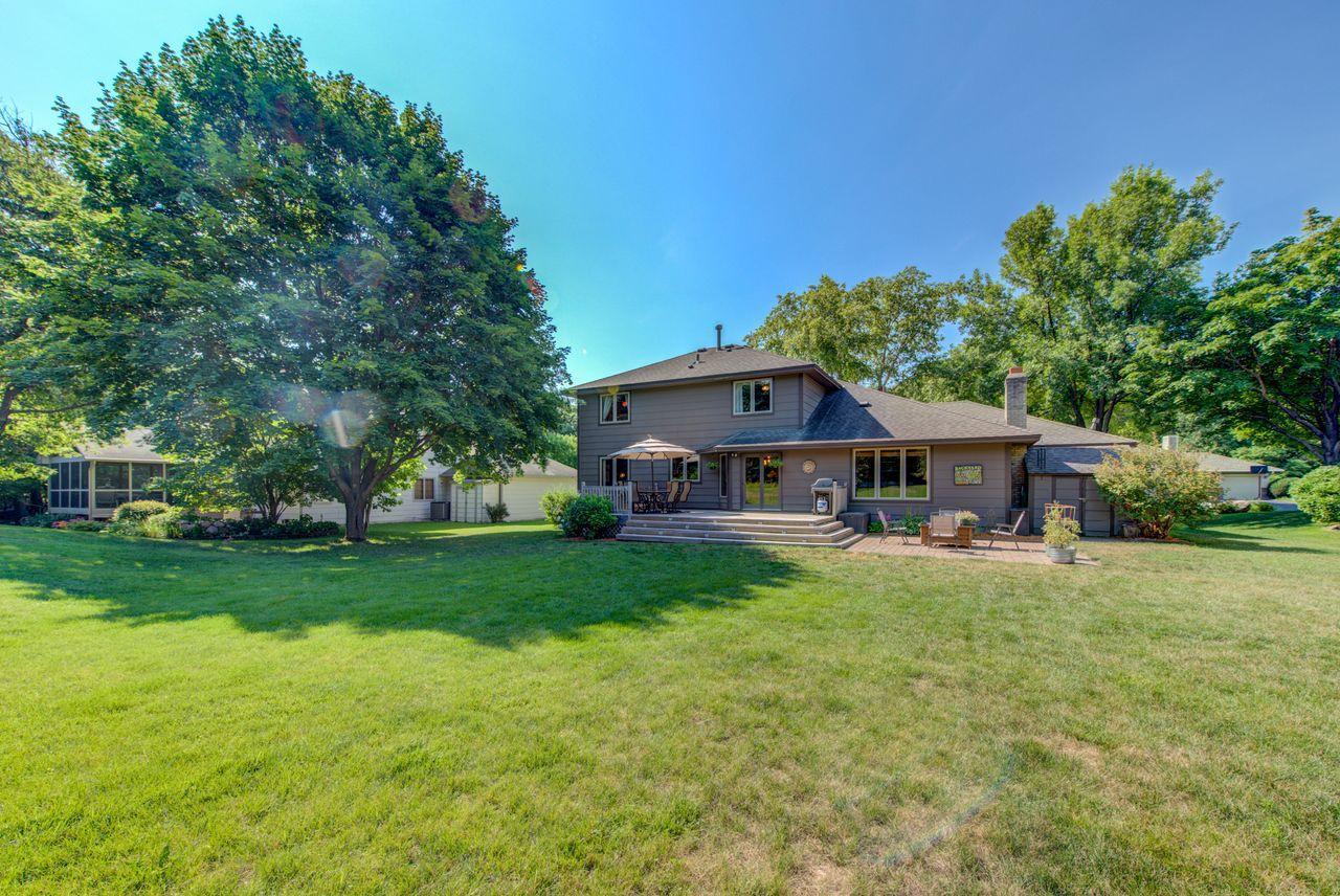 108 Interlachen Road Burnsville, MN 55306 - Photo 2 of 28 Gallery Image 2