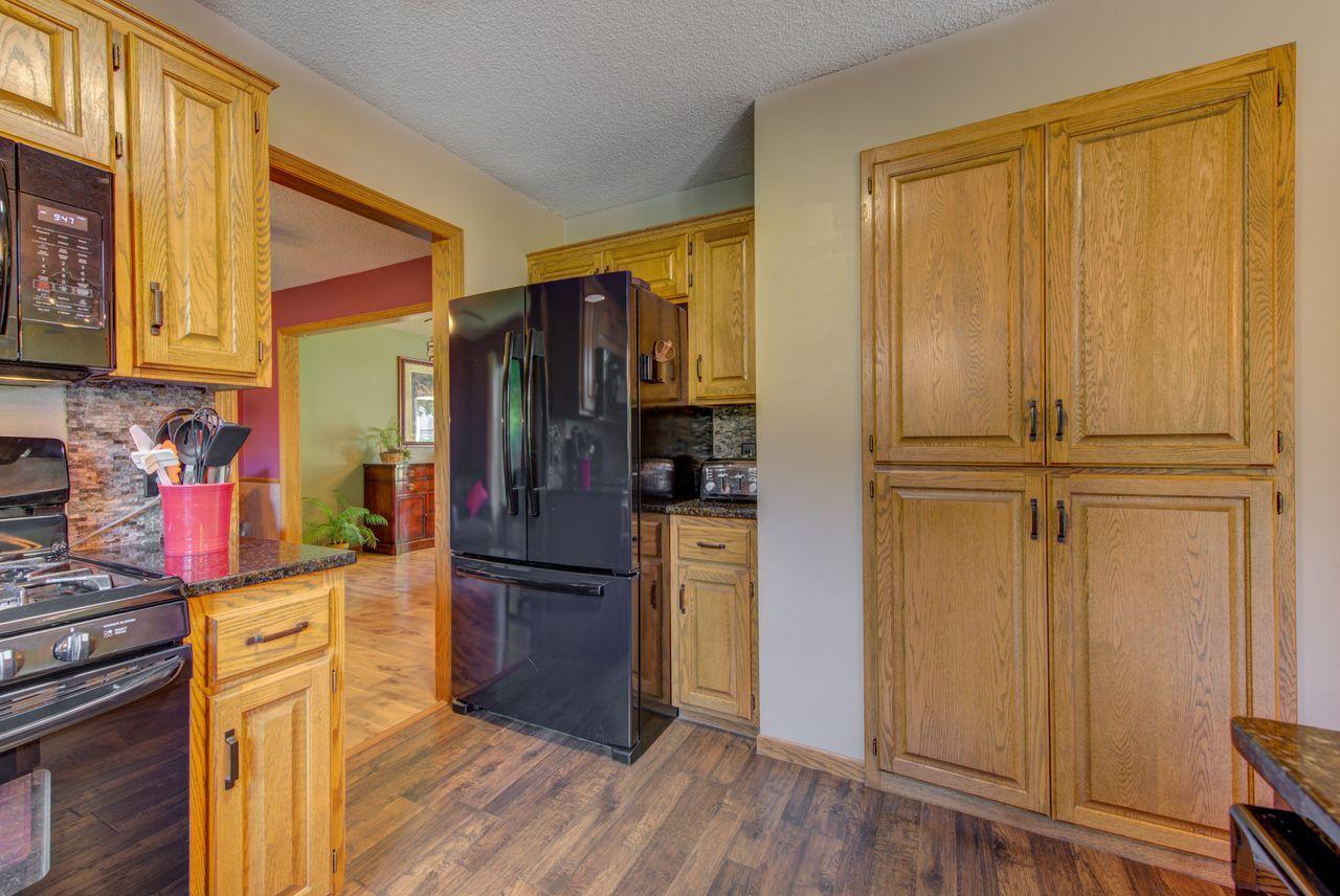 108 Interlachen Road Burnsville, MN 55306 - Photo 6 of 28 Gallery Image 6